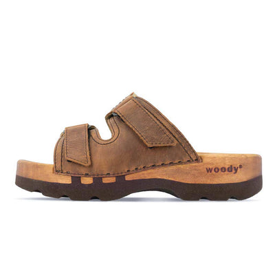 roman, pantoletten clogs herren mit biegsamer nachhaltiger holzsohle, der bestseller, farbe: tabacco-braun, holzclogs woody, woody schuhe, woody shoes, handgemachte holzschuhe aus österreich, kärnten