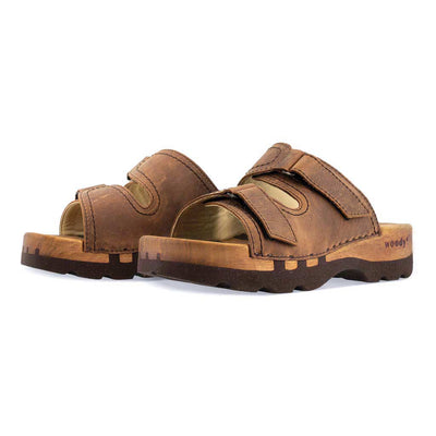 roman, pantoletten clogs herren mit biegsamer nachhaltiger holzsohle, der bestseller, farbe: tabacco-braun, holzclogs woody, woody schuhe, woody shoes, handgemachte holzschuhe aus österreich, kärnten