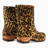 rose fell, clog fellstiefel damenen mit biegsamer nachhaltiger holzsohle, farbe: ghepardo (animalprint), holzclogs woody, woody schuhe, woody shoes, handgemachte holzschuhe aus österreich, kärnten