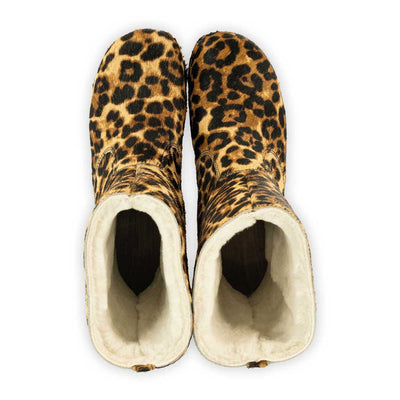 rose fell, clog fellstiefel damenen mit biegsamer nachhaltiger holzsohle, farbe: ghepardo (animalprint), holzclogs woody, woody schuhe, woody shoes, handgemachte holzschuhe aus österreich, kärnten