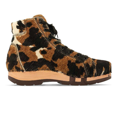 roxy, clog sneakers für damen mit hohem schaft und biegsamer nachhaltiger holzsohle, farbe: fell kombi (kuh-print-design), holzclogs woody, woody schuhe, woody shoes, handgemachte holzschuhe aus österreich, kärnten