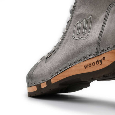 [Titan] Roxy Clogs Damen Sneaker Argentino von woody Schuhe. Clogs Damen roxy, clog sneakers für damen mit hohem schaft und biegsamer nachhaltiger holzsohle, farbe: titan, holzclogs woody, woody schuhe, woody shoes, handgemachte holzschuhe aus österreich, kärnten