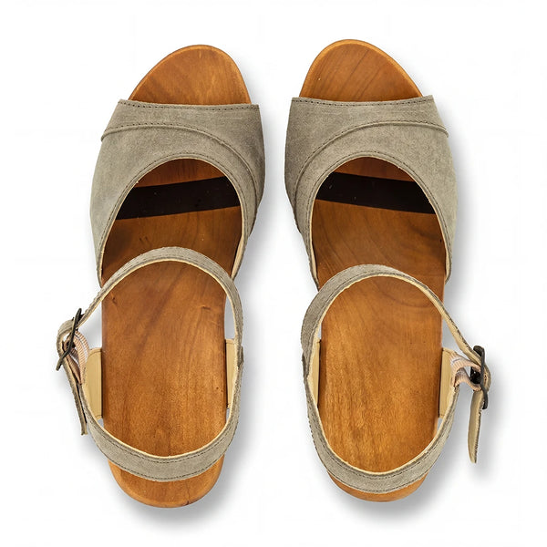 Yara Women's Clog Sandal woody®