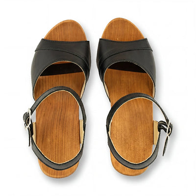 Yara Women's Clog Sandal woody®