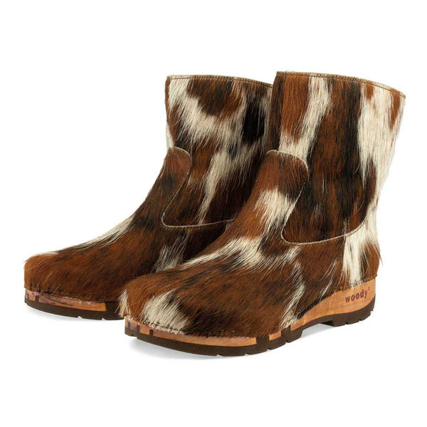 [Natur Fell] Sandra Damen Clog Stieflette mit biegsamer nachhaltiger holzsohle, farbe: fell natur (tricolore), holzclogs woody, woody schuhe, woody shoes, handgemachte holzschuhe aus österreich, kärnten