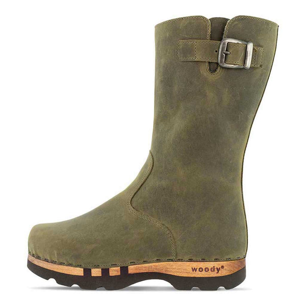 [Olivia] Sandro Herren Clog Stiefel von woody Schuhe. Herrenclogs mit biegsamer Holzsohle von woody Schuhe, Herrenclog von woody Schuhe. Clogs mit biegsamer Holzsohle und holzfußbett. Herrenclogs, Holzclogs kaufen. Clogs online bestellen. Handgemachte Herrenstiefel, farbe: nero (schwarz)