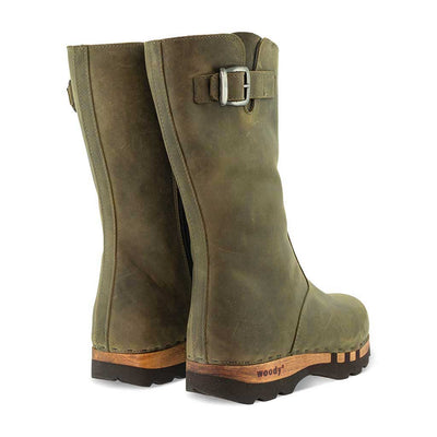 [Olivia] Sandro Herren Clog Stiefel von woody Schuhe. Herrenclogs mit biegsamer Holzsohle von woody Schuhe, Herrenclog von woody Schuhe. Clogs mit biegsamer Holzsohle und holzfußbett. Herrenclogs, Holzclogs kaufen. Clogs online bestellen. Handgemachte Herrenstiefel, farbe: nero (schwarz)