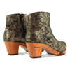 [Noirgold] clogs damen tanja woody holzschuhe. tanja ankle boots gefüttert, damenstiefel, stiefel, damenclogs mit flexibler, biegsamer holzsohle. holzclogs, clogs damen knöchel stiefel, damen clogs mit fussbett. ankleboots holz schuhe, holzclog, holzschuhe kaufen, Farbe: noirgold (gold mit schwarzen cracks)