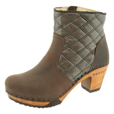 [Caffe-Andromeda] clogs damen tanja woody holzschuhe. tanja ankle boots gefüttert, damenstiefel, stiefel, damenclogs mit flexibler, biegsamer holzsohle. holzclogs, clogs damen knöchel stiefel, damen clogs mit fussbett. ankleboots holz schuhe, holzclog, holzschuhe kaufen. Farbe: caffe-andromada (braun)