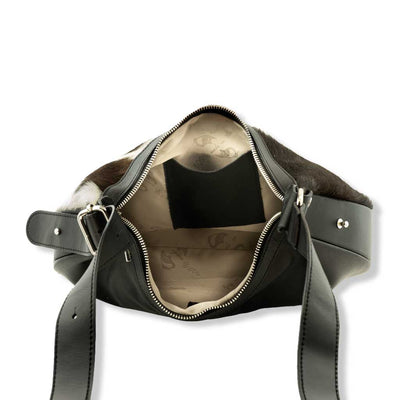 Dora - Handtasche aus tricolore Rinderfell und schwarzem italienischen Leder, Marke: Charlotte, halbmondförmig