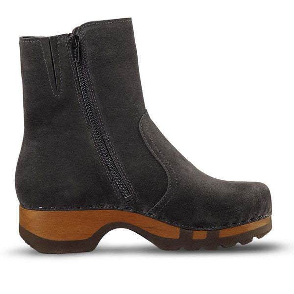 Veronika Women's Clog Ankle Boot woody®