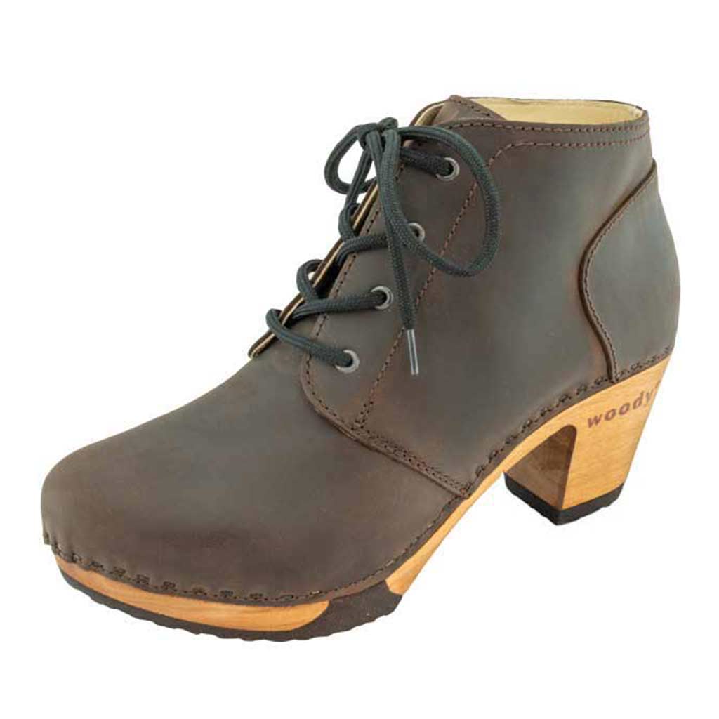 Clog discount heel boots