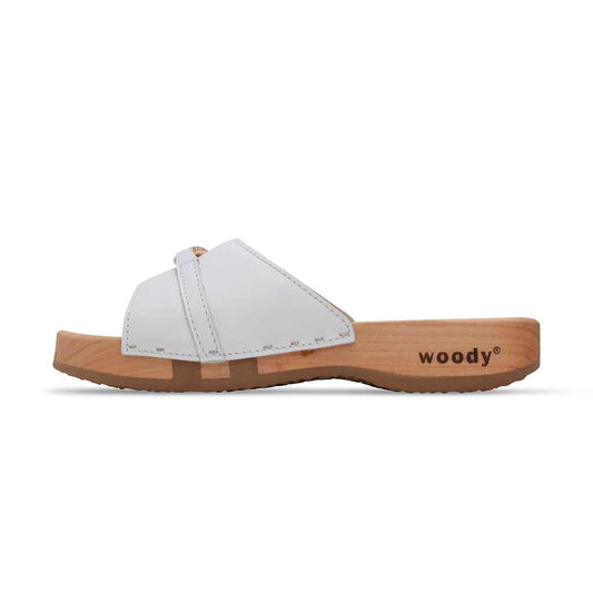 modell-alice-farbe: weiss_clogs pantoletten damen mit biegsamer nachhaltiger weidenholzsohle, holzclogs woody, woody schuhe, woody shoes, handgemachte holzschuhe aus österreich, kärnten